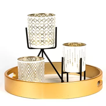 Luxuria exemplar speculo lucerna possessor