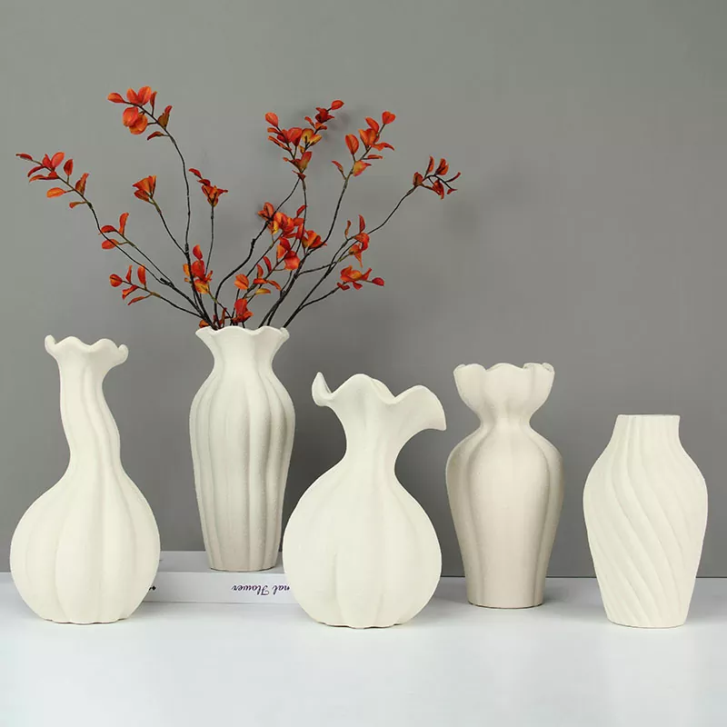 Naturalis Modern Ceramic Vase
